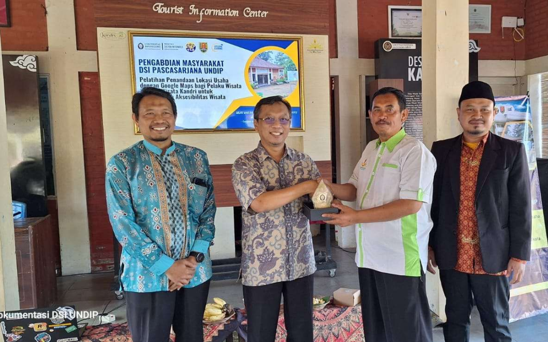 DSI Undip PKM Pelatihan Google Maps di Desa Wisata Kandri