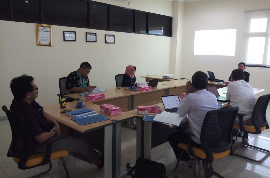 Seminar Examination Results of Undip Information Systems Doctoral Dissertation by Doctor Si Undip An. Muhammad Arifin